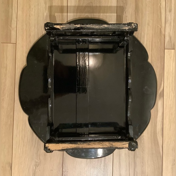 Vintage Mother of Pearl Portable Table - Picture 5 of 8